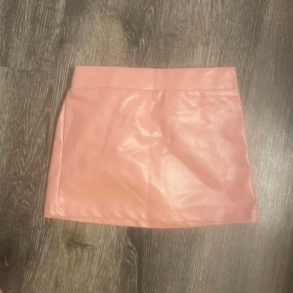 Pink Mini Pencil Skirt for Night Out